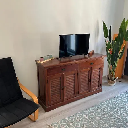 Apartment 1 A Africa, 30m2, Centre, Balcon *