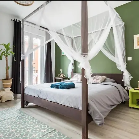 Esprit Africain, Appartement, Balcon, Centre Apartament Valenciennes