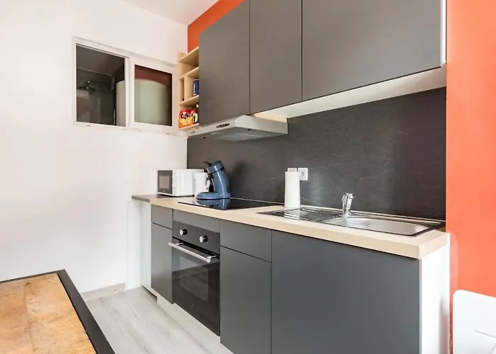 A Africa, 30m2, Centre, Balcon *