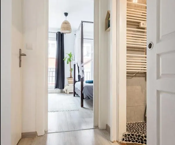 Appartement A Africa, 30m2, Centre, Balcon Valenciennes