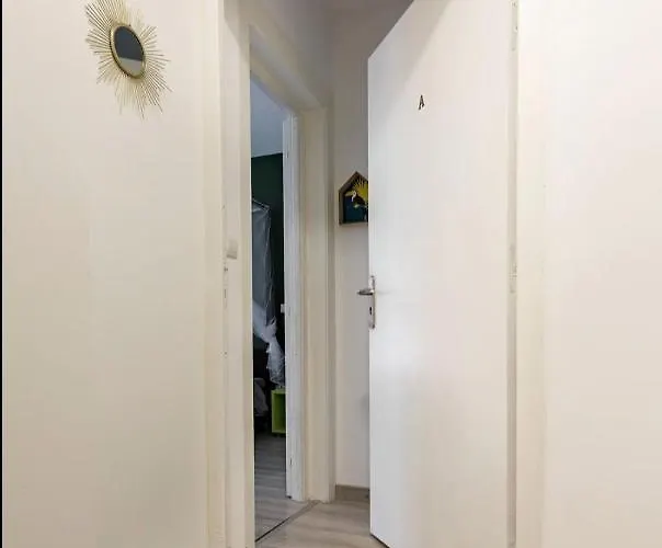 Appartement A Africa, 30m2, Centre, Balcon